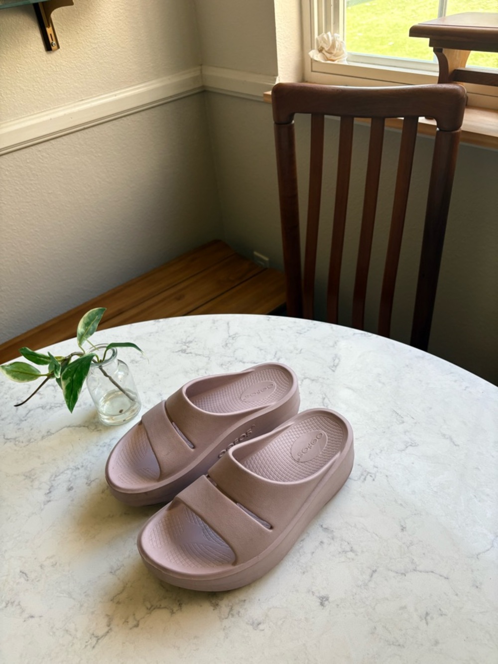 Oofos Women’s Slide Platform Sandals in Mauve - Picture 4 of 6